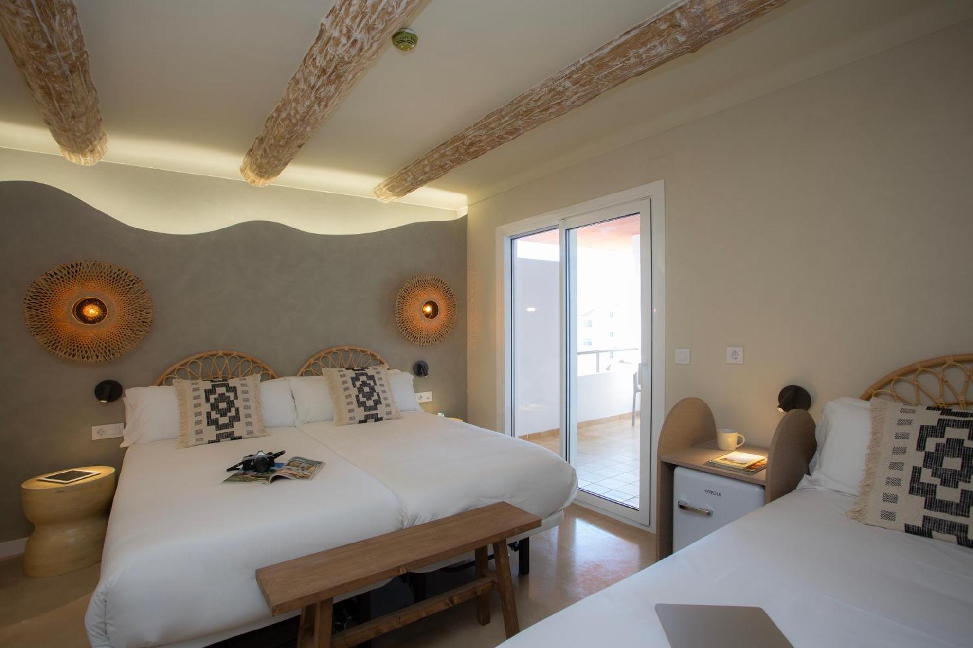 Отель Casual Bahia Ibiza Сан-Антонио-Абад Экстерьер фото