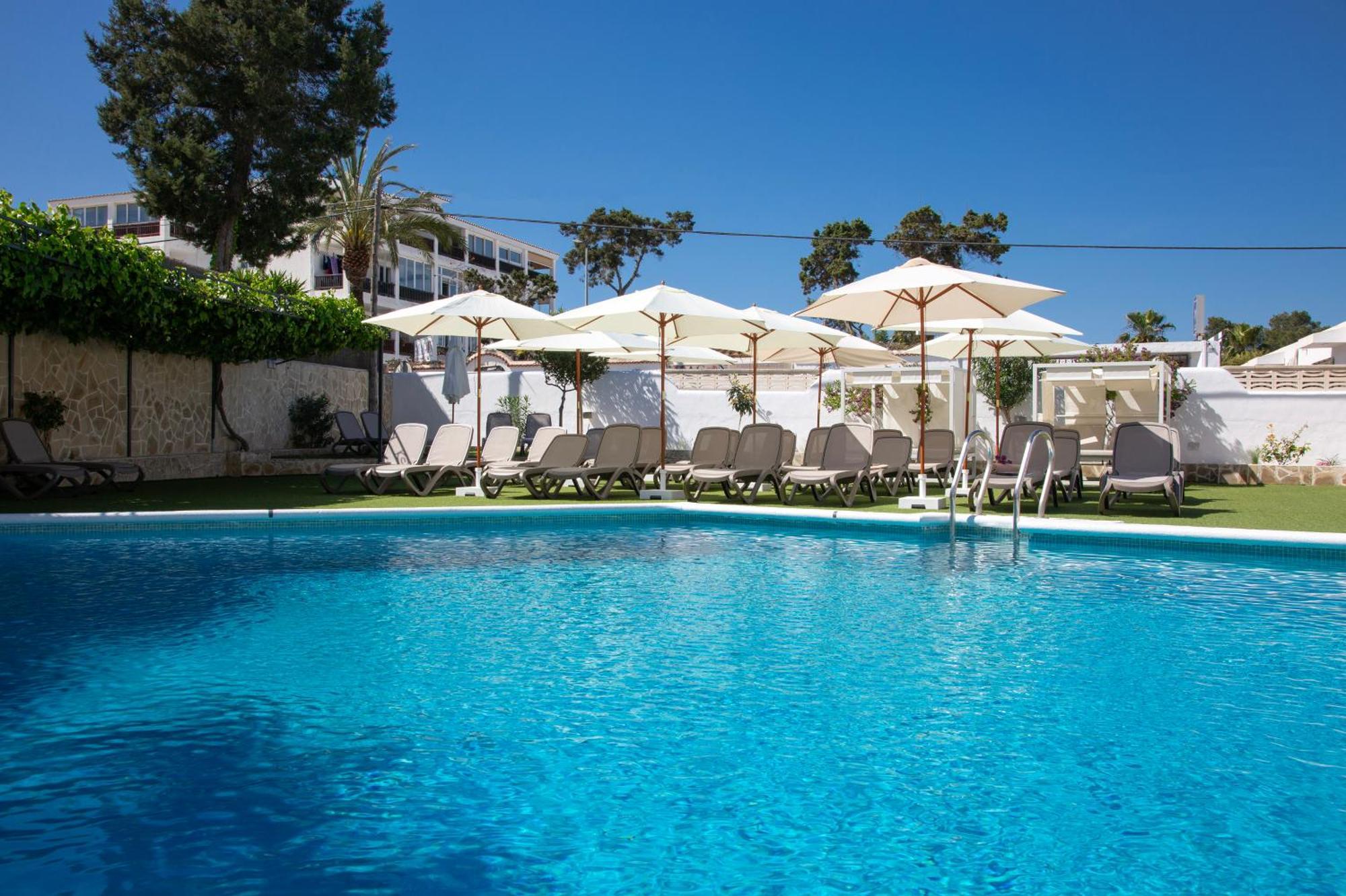 Отель Casual Bahia Ibiza Сан-Антонио-Абад Экстерьер фото