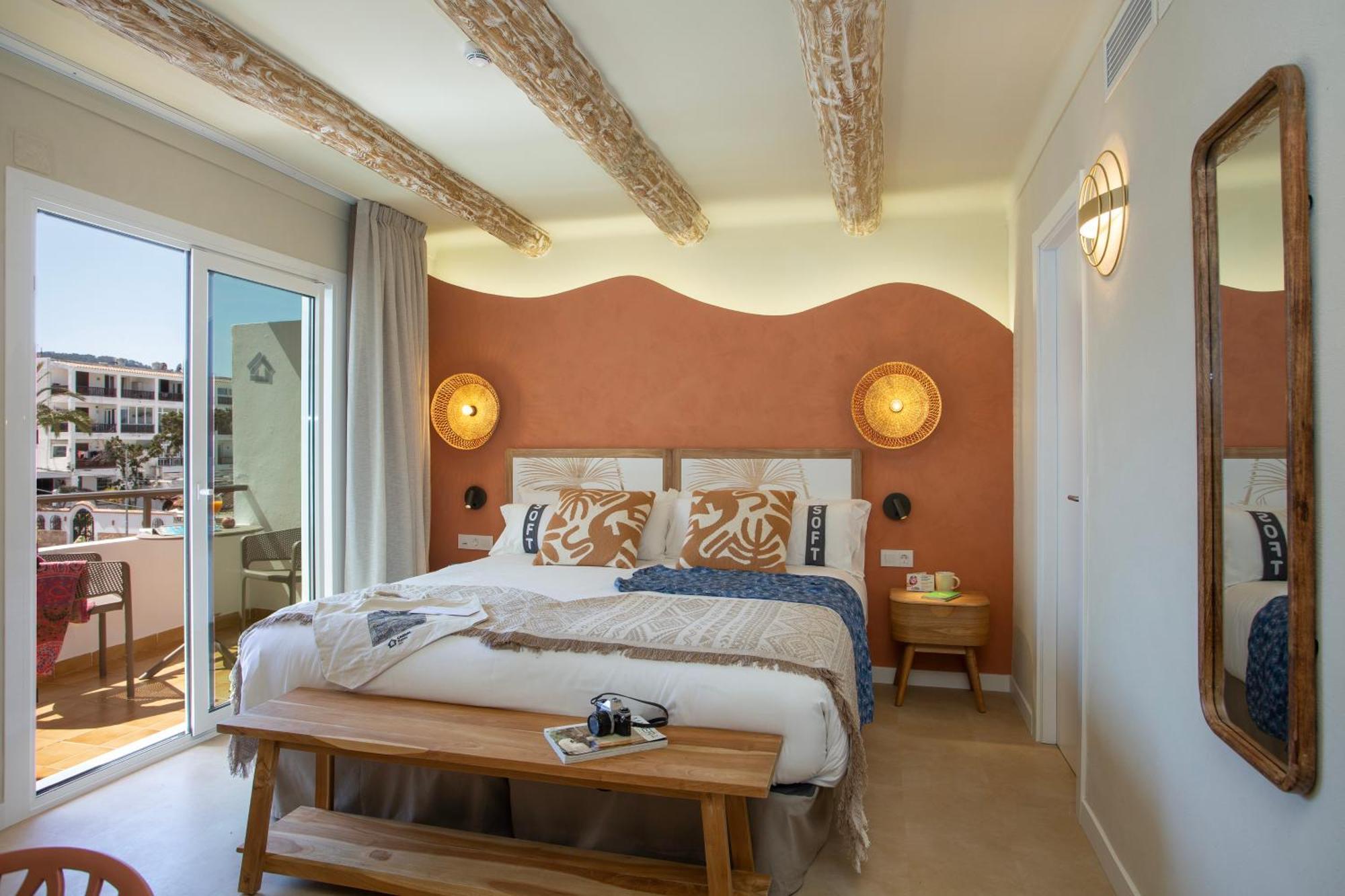 Отель Casual Bahia Ibiza Сан-Антонио-Абад Экстерьер фото
